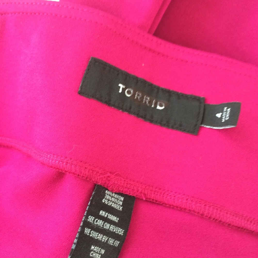 2X/3X/4X Torrid Ponte Leggings NWOT - Picture 5 of 6